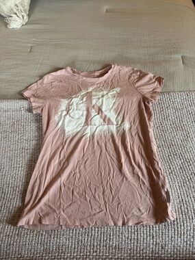 Calvin Klein women’s Pink Graphic Tee with White Logo